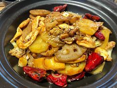 -川堂风·跷脚牛肉·乐山爆炒(宝山日月光店)