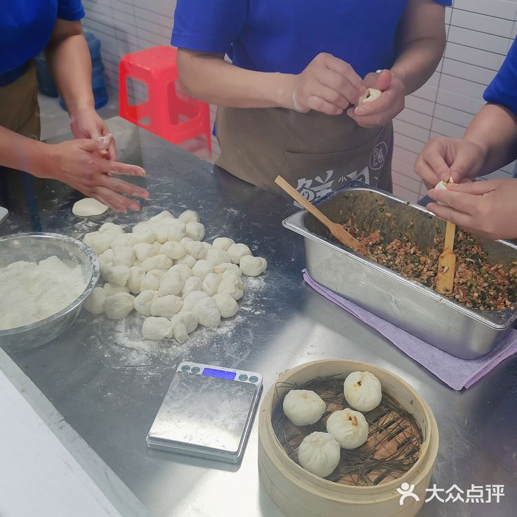 网红夜包子开到高银街啦🔥只要1r💰/笼走起‼️