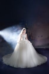 -PAI婚纱礼服设计馆【大牌租赁/高级定制】