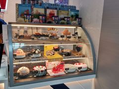 面包甜点陈列柜-DQ·蛋糕·冰淇淋(万风新天地店)