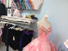 -上海路易十四芭蕾良品舞蹈用品店(美丽华商务中心店)