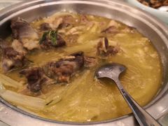 -南京双门楼宾馆(盐仓桥地铁站阅江楼店)