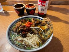 -矮子粉店1985·长沙米粉(湘春路店)