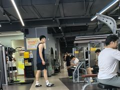 -超鹿运动(五四路恒力城店)