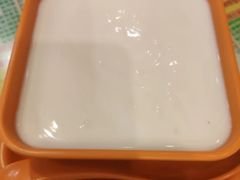 冷香滑椰子奶糊-顺记冰室(宝华路店)