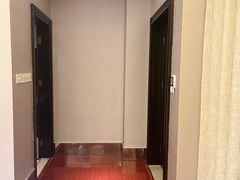 -骏莱海鲜鱼港(五角场店)