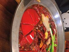 -黄潇洒老火锅(九眼桥宏济巷店)