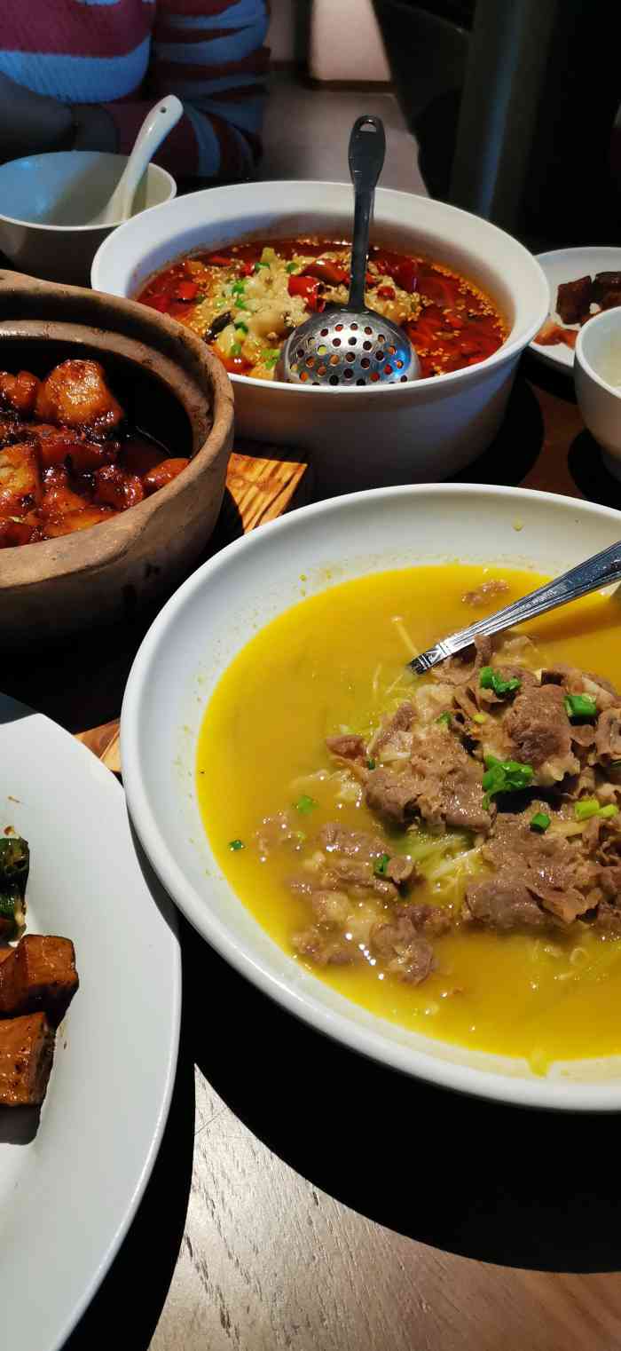 汤城小厨(长楹天街购物中心店)-"环境优雅,菜量合适,气氛融洽,非常