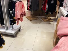 -PUMA品牌自营折扣店(百联奥特莱斯店)