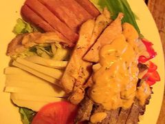 -Helens海伦司小酒馆(红旗南路店)