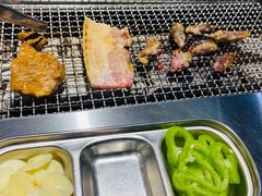 -马路牙子烧烤音乐酒馆(望京店)