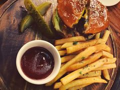 -羽深肉铺 Steak & Wine