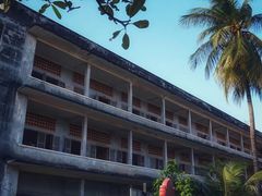 -吐斯廉屠杀博物馆