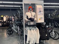 -迪卡侬(越秀公园店)