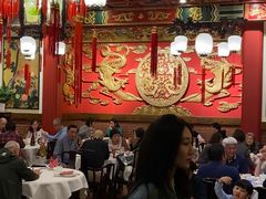 -梅龙镇酒家(南京西路总店)
