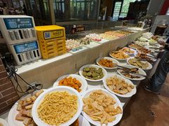 -百荷园蔬食自助餐厅(德辉广场店)