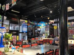 -马路牙子烧烤音乐酒馆(望京店)