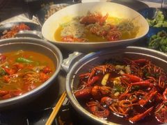 -沪小胖小龙虾(淮海中路旗舰店)