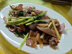 姜葱炒猪杂-天强农家菜馆
