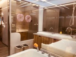 -海豚湾高端月子会所(黄浦店)