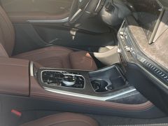 -上海宝信宝马4S店