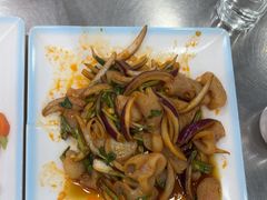 -屯老二农家铁锅炖·行业领军者(梅江店)