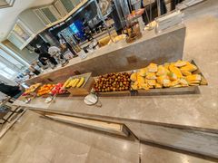 -南郊宾馆·风味自助餐厅·山东十六地市特色菜