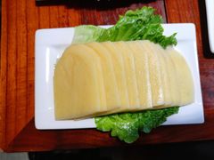 -茸梅路右拐龙虾-农家菜(松江店)