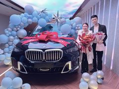 -上海宝信宝马4S店