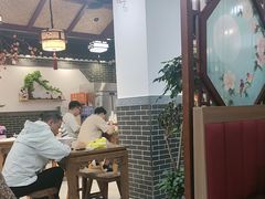 -秦君宝手擀菠菜面(金花路店)