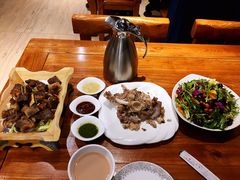 -蒙艾里民族传统菜蒙餐