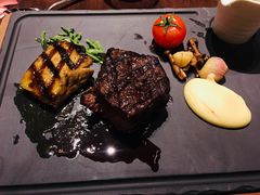 -恰餐厅及酒吧 CHAR Bar & Grill (北京丽都皇冠假日店)