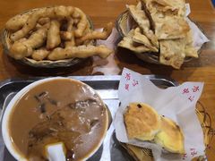 -方中山胡辣汤(大学中路56号院店)