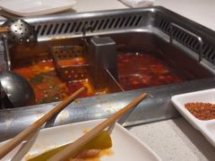 -海底捞火锅鲜切牛肉主题店(长寿路店)