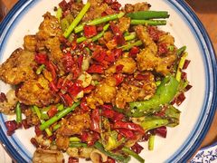 盐帮肚肚蛙-付掌柜在成都·热炒砂锅集(金禾店)