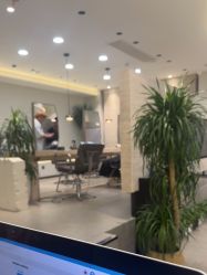 -SUNLON秀隆时尚烫染定制沙龙