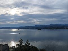 -千岛湖忆湖度假酒店(中心湖景区店)
