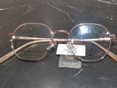 -宝丽眼镜(湖墅店)