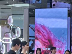 -上海来福士广场