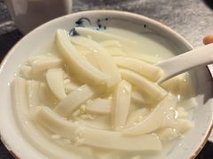 -泉味道贵州厨房(三里河店)