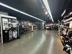 -迪卡侬(西三旗店)