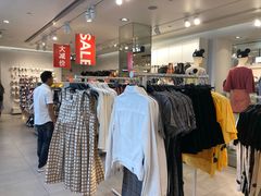 -H&M(天一广场店)
