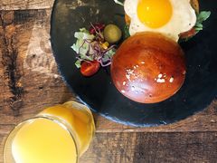 -HIGH FIVE哈福手工汉堡(桂林路店)