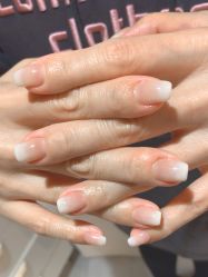 -花系美·美甲美睫精品店