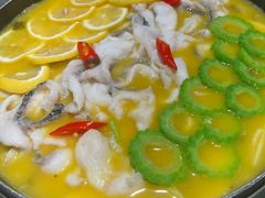 -山城外·非遗酸菜鱼(蜀都万达店)