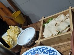 -东镇老火锅(长春路首店)