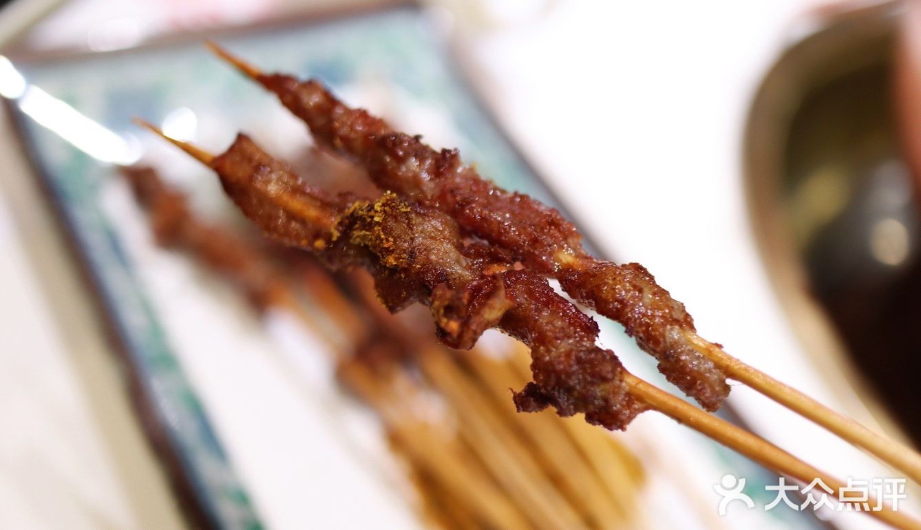 老佛爷作为连锁碳火蛙店亲民度一直不错