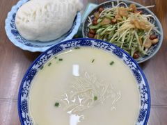 -雪琴面馆富安特色鱼汤面(城中花园店)
