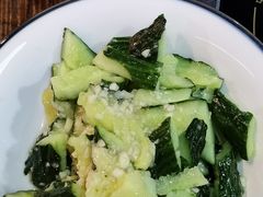 -虾弄弄海派小龙虾·牛羊蝎子火锅