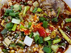 冒脑花-蜀串香牛杂火锅串串